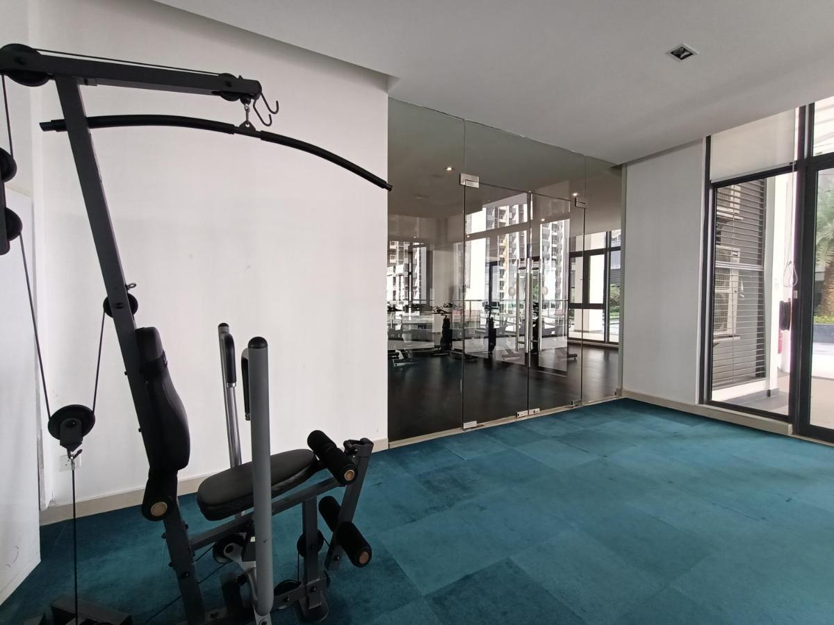 R&F Princess Cove Premium Homestay Famaily Johor Bahru Exterior photo